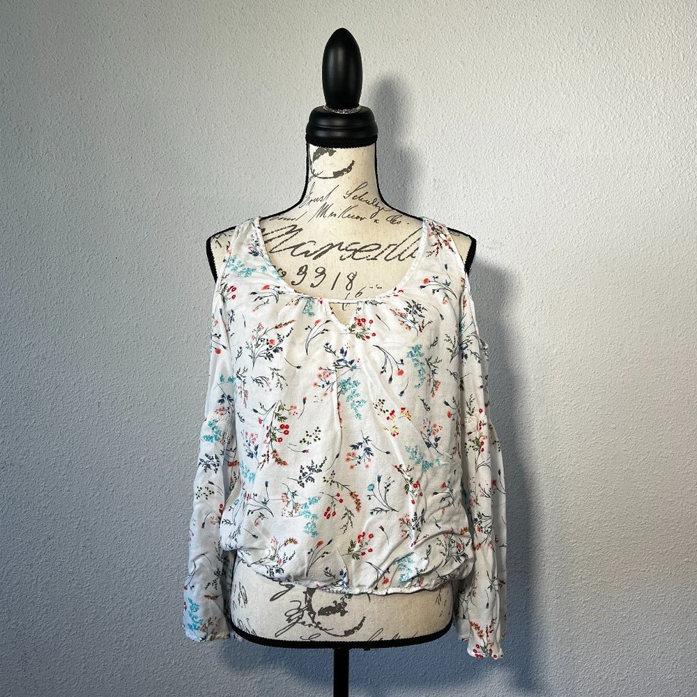 Arizona Jean Cold Shoulder Top - XL